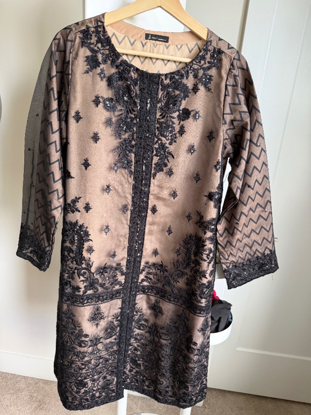 Authentic J. Pret (Junaid Jamshed) Beige & Black Heavy Embroidered Organza Kurti